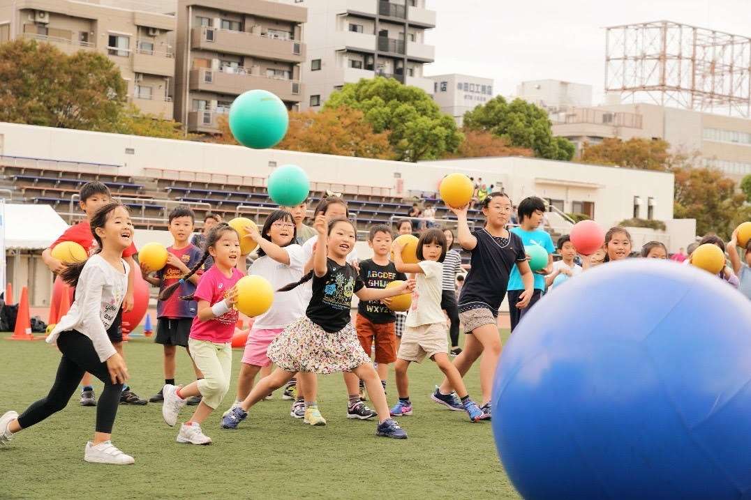 ①